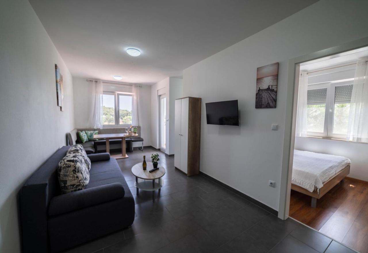 Apartments Adriana Pula Luaran gambar