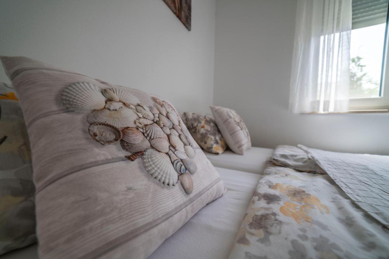Apartments Adriana Pula Luaran gambar